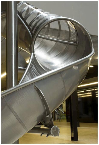 Illustration for article titled Awesome Tube Slide Should Replace Stairs